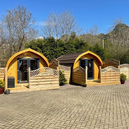 Conifer Cabins Форт-Вільям Екстер'єр фото