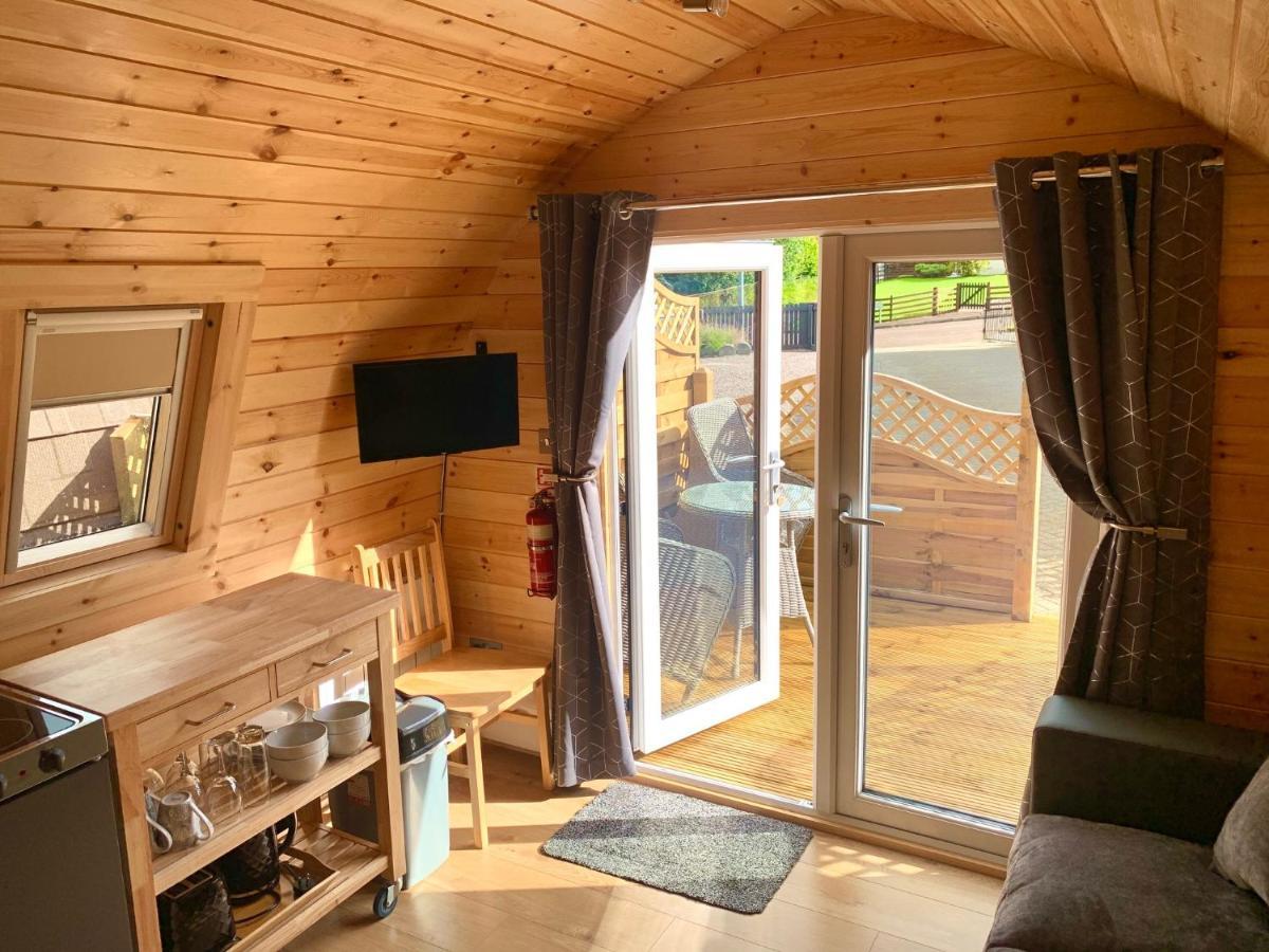 Conifer Cabins Форт-Вільям Екстер'єр фото
