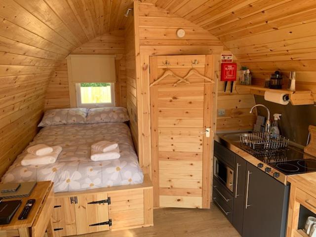 Conifer Cabins Форт-Вільям Екстер'єр фото