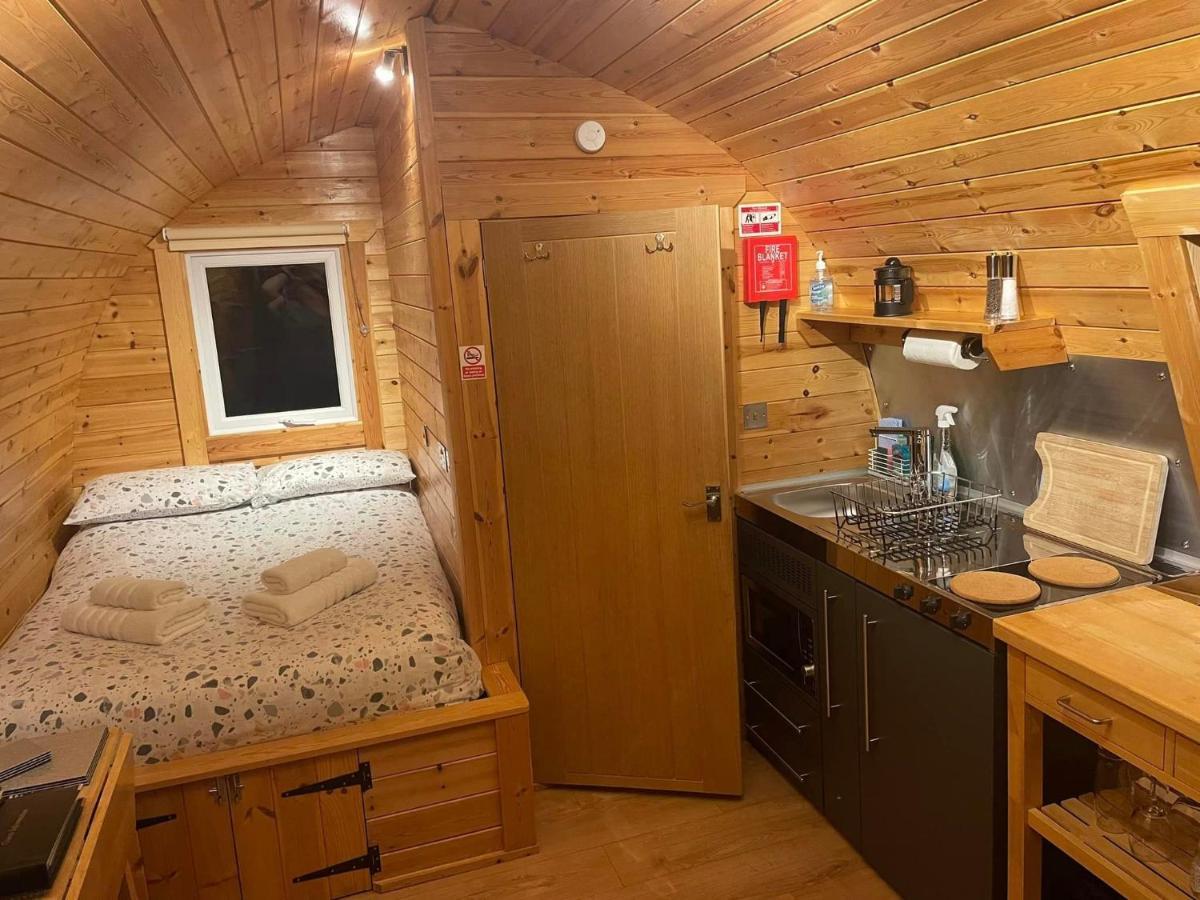 Conifer Cabins Форт-Вільям Екстер'єр фото