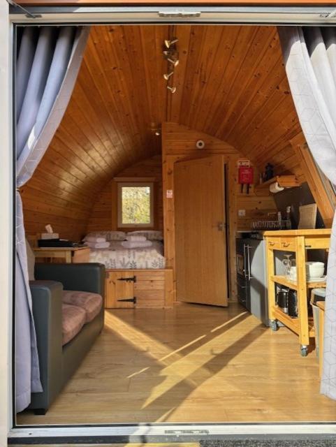 Conifer Cabins Форт-Вільям Екстер'єр фото